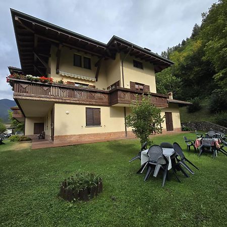 Casa Ornella Apartment LEDRO Exterior photo