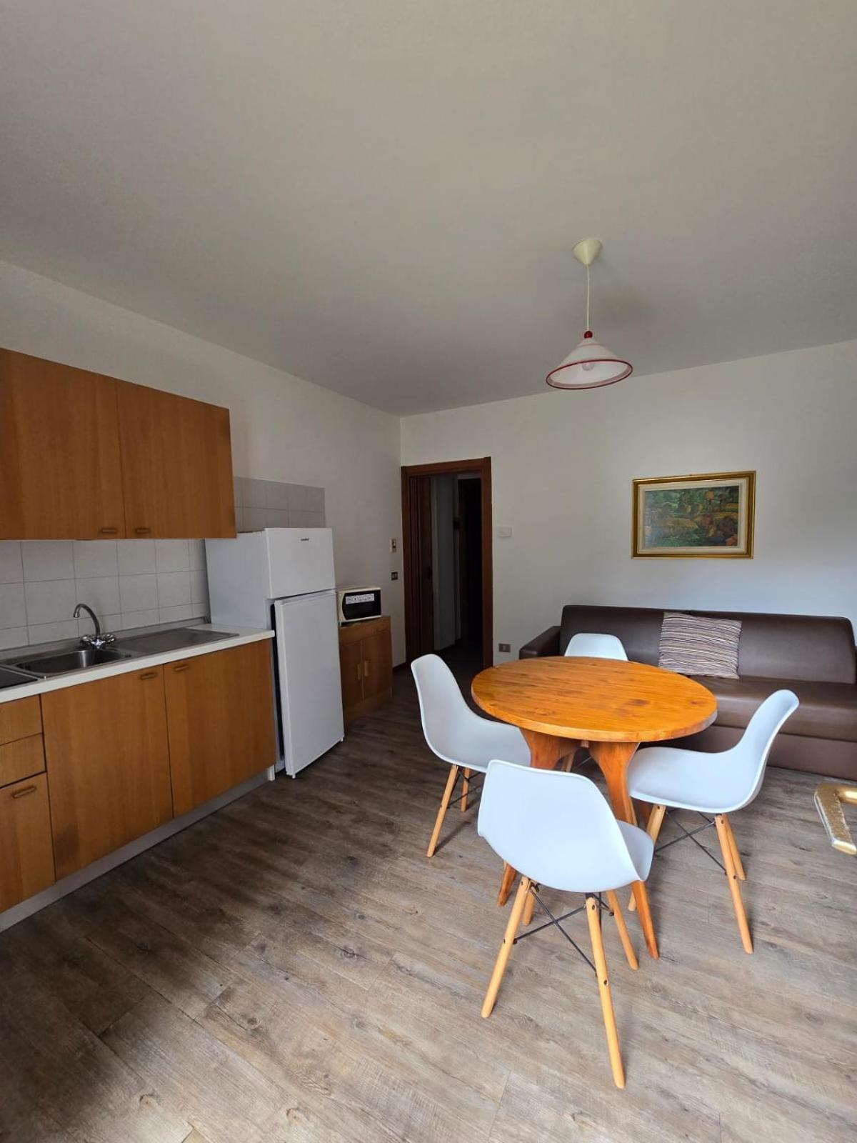 Casa Ornella Apartment LEDRO Exterior photo